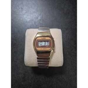 VTG Quintel Watch Digital 34mm Stainless Steel Gold Tone Stretchy New Battery